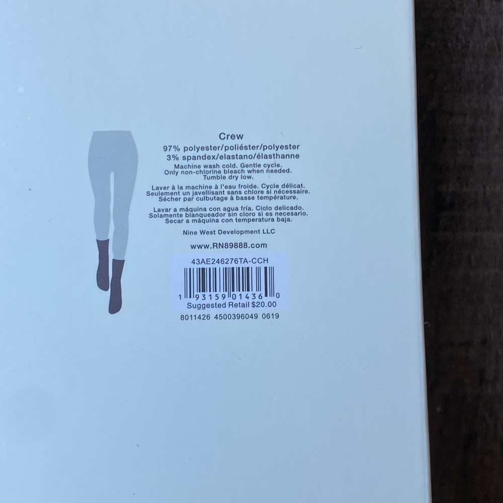 BNWT Crew Socks - Picture 4 of 5